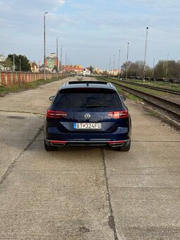 Volkswagen Passat Variant 2.0 TDi DSG R-line - 5