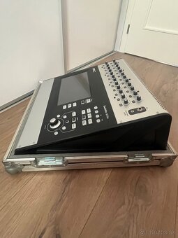 QSC TouchMix-30 Pro - 5