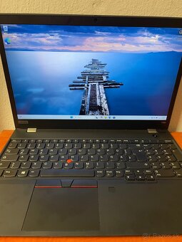 Lenovo ThinkPad T590 - 5