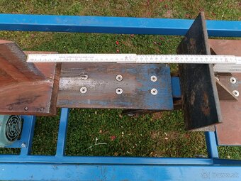 Predám hydraulický štiepačka - 5