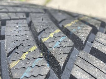 EXTREME GRAU orig.skoda225 40 R19 5x112 7,5j x19 ET 51 VW - 5