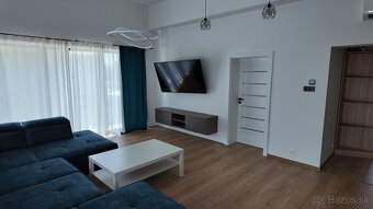 Zrekonštruovaný dom v tichej lokalite s veľkým potenciálom - 5