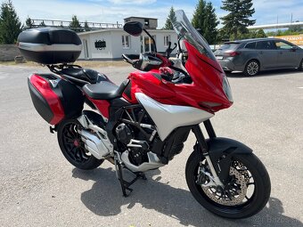 MV Agusta Turismo Veloce 800 - 5