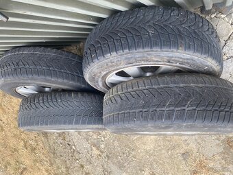 Predam zimne obutie touareg cayene q7 235/55 r17 - 5