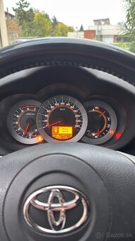 Predám toyota RAV4 4x4 - 5