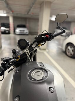 Yamaha Xsr 900 ohlins - 5