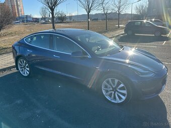 Predám Tesla model 3 - 5