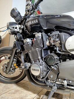 Yamaha xjr 1300 - 5