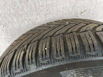 Michelin 215/60 R16 zimne - 5
