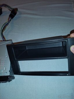 Kenwood KDC 4047u - 5