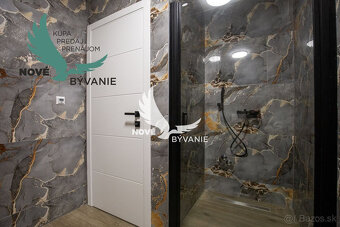 Luxusný apartmán v prvej rade od mora s výhľadom na more v C - 5