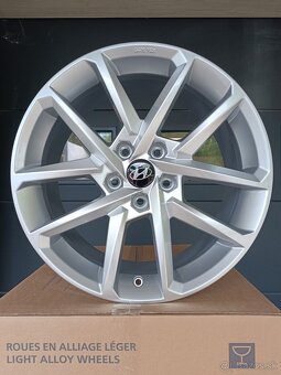 5x114.3 R18 Borbet - 5