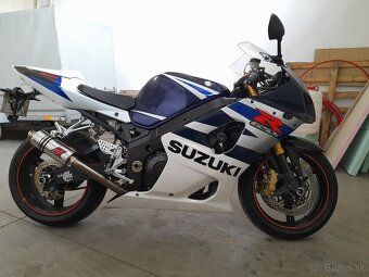 SUZUKI GSXR-1000 K4 - 5