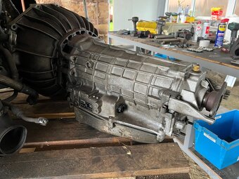 BMW E31 850i motor + prevodovka - 5