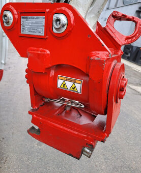 TAKEUCHI TB230 -  DIESEL - 5