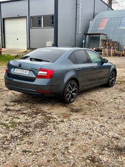 Škoda Octavia 3 1.6 po facelifte - 5