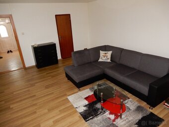 Rodinný dom, čiastočne podpivničený, 600 m2pozemok - 5