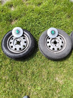 Kolesa R13 felicia + krytky na srouby - 5