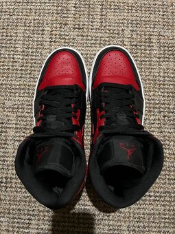 Nike Air Jordan 1 Mid - 5