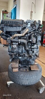 Motor 1.6 HDi - BH01. - 5