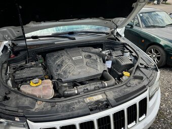 Jeep Grand Cherokee motor KO - 5