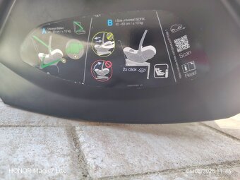 Predám autosedačku vajíčko do 13kg Britax Romer - 5