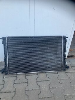 chladič voda vody vodní AUDI Q7 4M0 3,0 TDi 8W0121251N 8W012 - 5