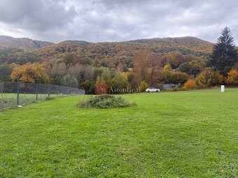 Očarujúci pozemok na výstavbu v lone prírody o rozlohe 1265m - 5