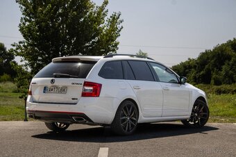 Škoda Octavia Combi 2.0 TFSI RS - 5