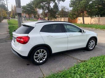 Mercedes GLA 200d - 5