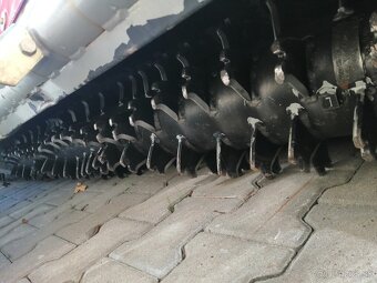 Predám Ratrak Kassbohrer PB600 park - 5