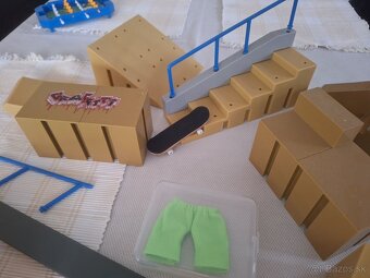 mini skateboard a skejt park finger - 5