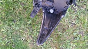 Predám na Toyotu Prius III 2013-2015 Ľavý Predný Bi LED svet - 5