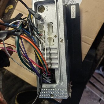 Predam autorádio Android - 5