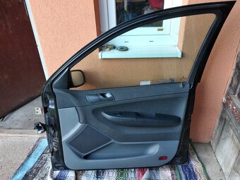 Fabia1,1.9sdi r. v.2003 - 5