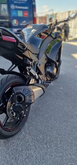 Kawasaki Ninja 1000SX - 5