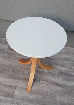 Stolík okrúhly na kávičku. - 5