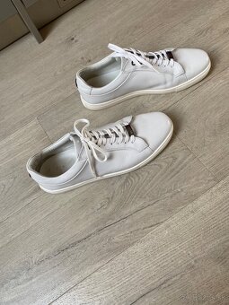 Predám biele kožené tenisky Hugo Boss - 5