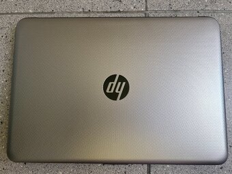 HP 14 / Celeron N3050 / 2GB RAM / 32GB Flash SSD / 14" - 5