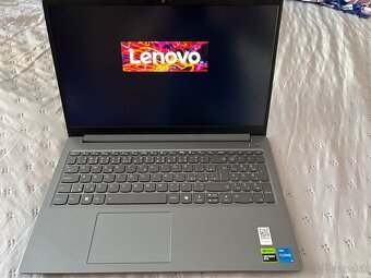 Notebook Lenovo LOQ Essential Gen 9 (15, Intel) - 5