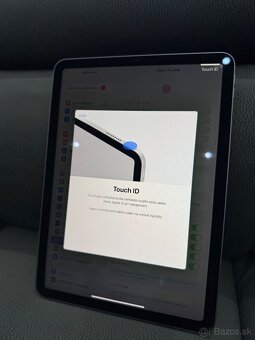 Nový Apple iPad Air 5.Gen 64gb SpaceGray - 5