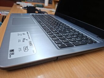 Asus F540S - diely - oprava - 5