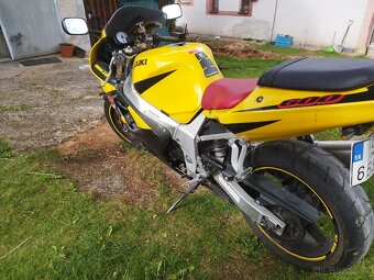 Suzuki gsxr 600 - 5