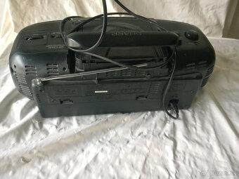 retro boombox - 5