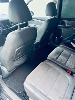7 miestny / DSG / Highline / Alcantara / Navi / SK SPZ - 5