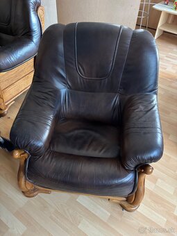 Rustikalna obývacia zostava s koženými kreslami - 5