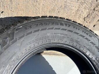 Zimne pneu Nokian Hakkapeliitta LT2 245/75 R17 - 5