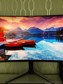 Dell Alienware 32 OLED 4K zakriveny - 5