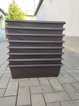 Predám samozavlažovacie truhlíky 60cm - 5
