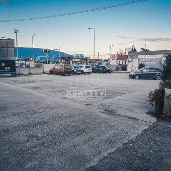 Polyfunkčná budova – Trenčín, Zlatovce - Bratislavská ul. - 5